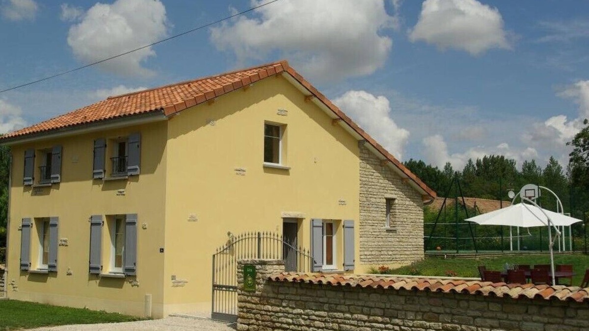 Mathaux House | House