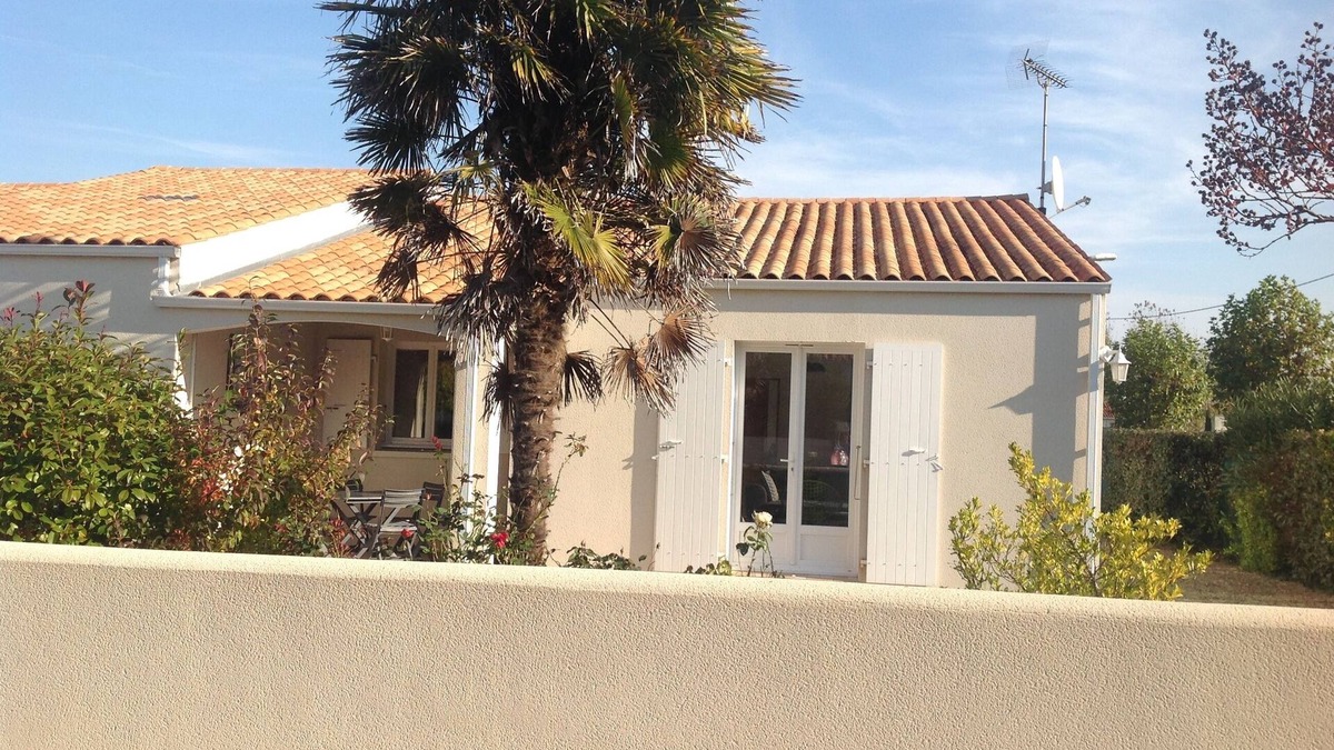 Dolus-d'Oleron House | House full foot, 4 bikes available shops on foot, beach 10 minutes to bike
