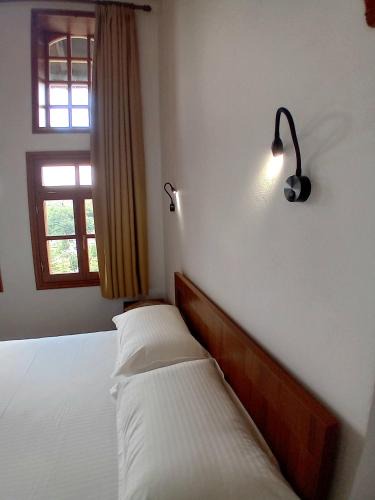 Gjirokaster Hotel | House Hotel Cela