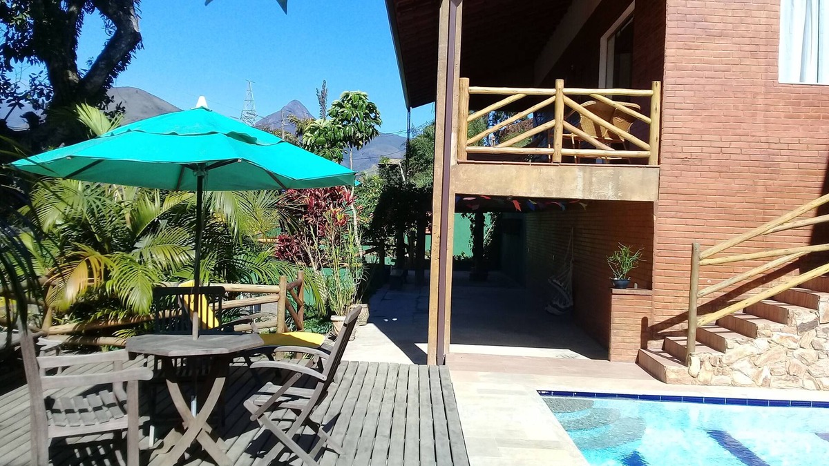 Nogueira House | House in beautiful condominium in downtown Itaipava with beautiful view.
