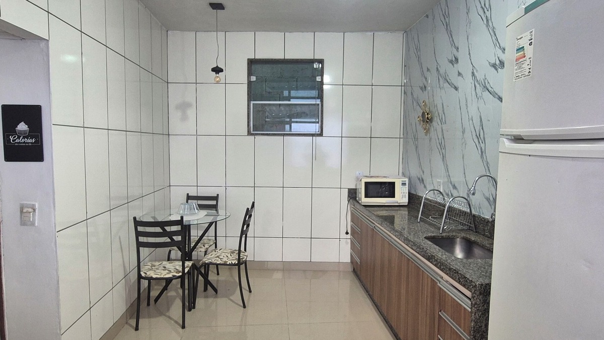 Olaria House | House in the Olaria underwear hub