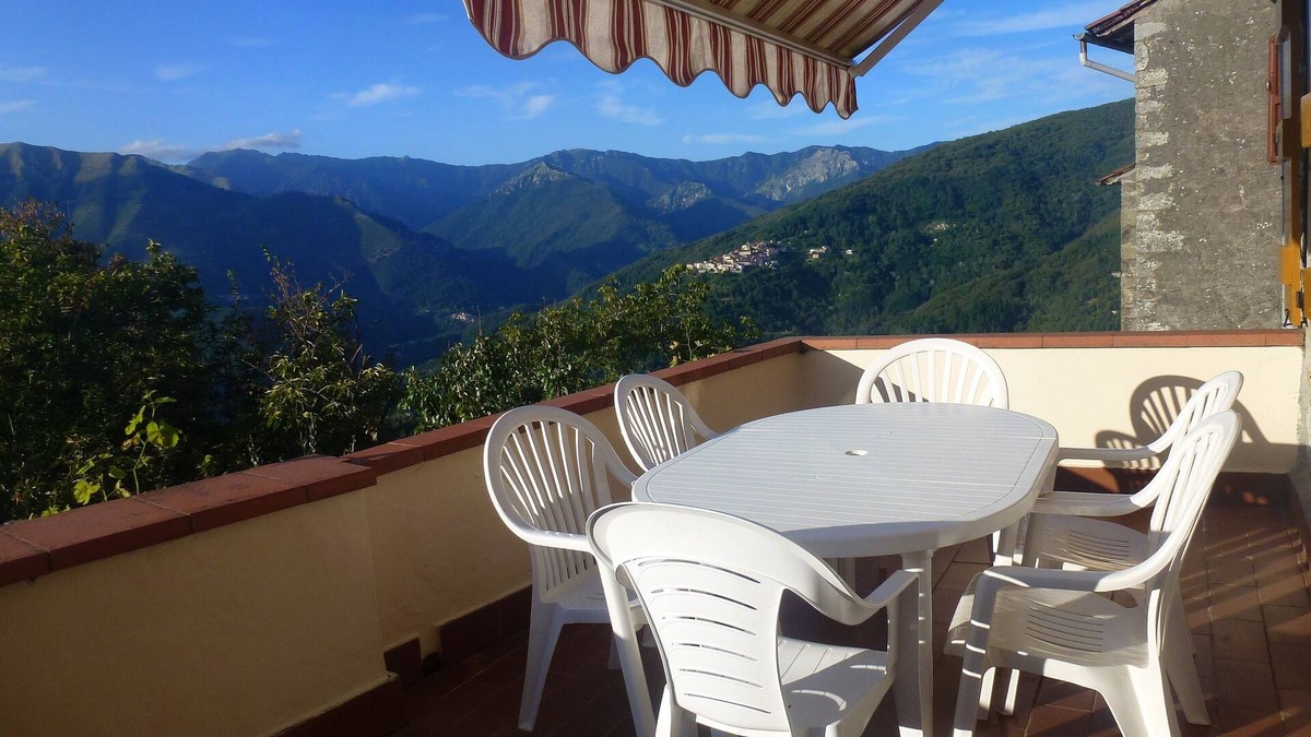 Brandeglio House | House In Brandeglio Near Spa Town Of Bagni Di Lucca, Tuscany, Italy