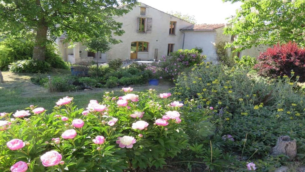 Forcalquier House | House in Forcalquier, Pleine Nature, view of the Alps, ideal for friends and family
