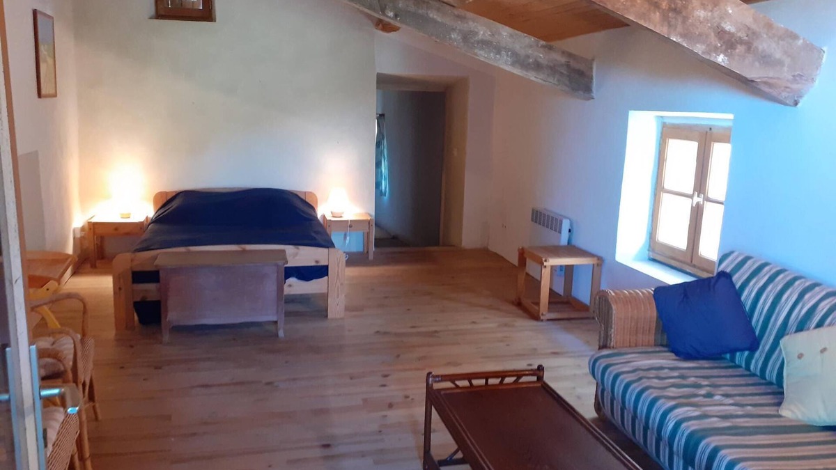 Saint-Sauveur-en-Diois House | House in a quite village surrounded by vineyards in Drome valley