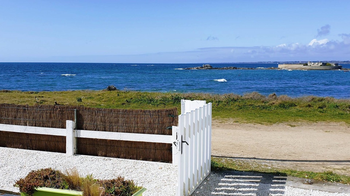 Le Fort Bloque House | House in front of sea, beach at 100 meters Calm