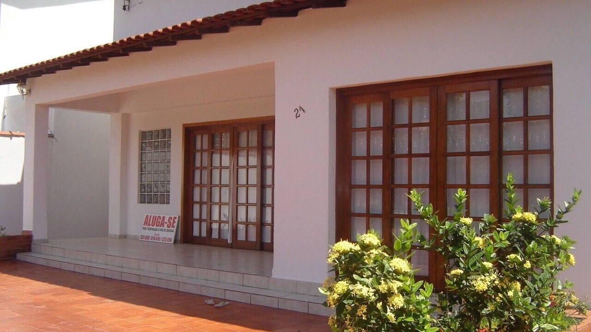Loteamento Joao Batista Juliao House | House in Guarujá Enseada - Jardim Virginia I