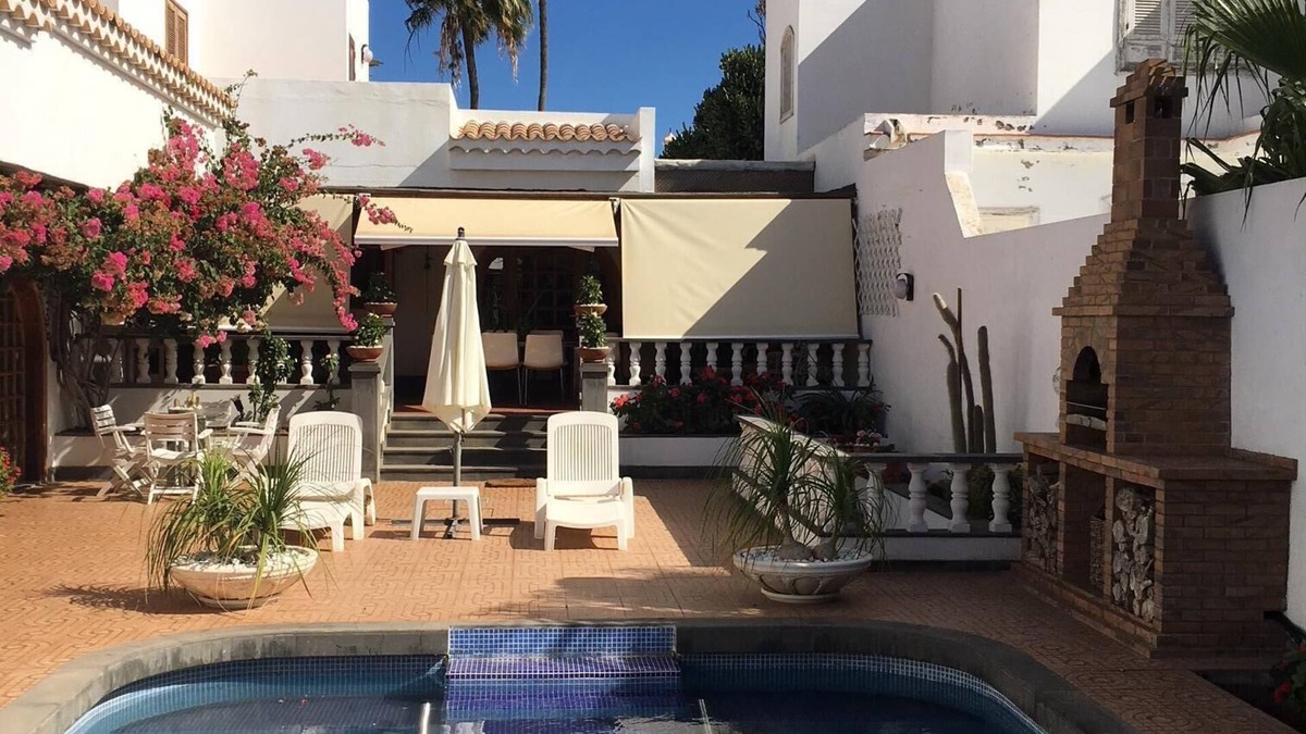 Playa Honda Villa | HOUSE IN HONDA BEACH, PRIVATE POOL, TERRACE, WIFI, 400M FROM THE BEACH