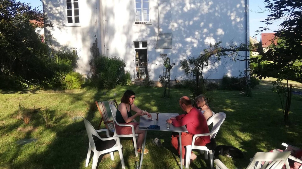 Busset House | House in its style, ideal for family stays or between friends, large garden