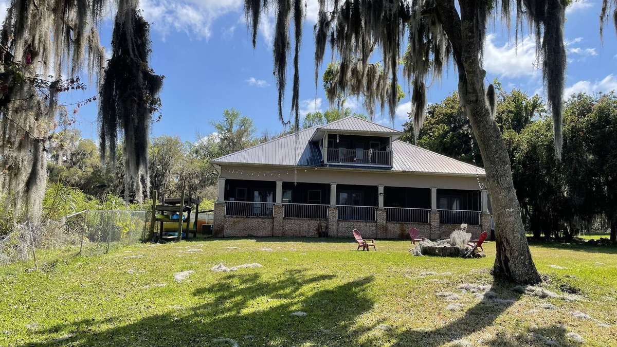 Melrose House | House in Melrose on Lake Sante Fe