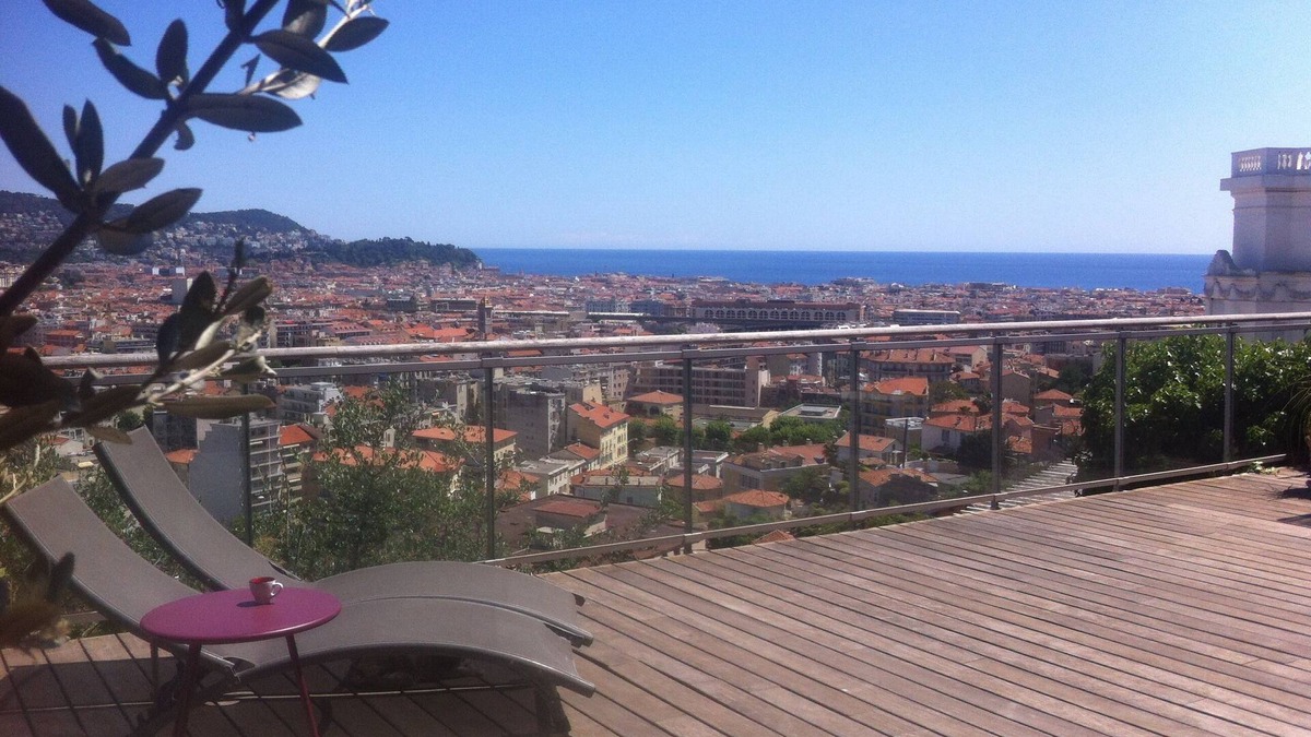 Mantega House | House in Nice with large terrace and panorama, all comfort.