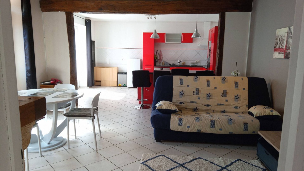 Les Sieges House | House in Othe