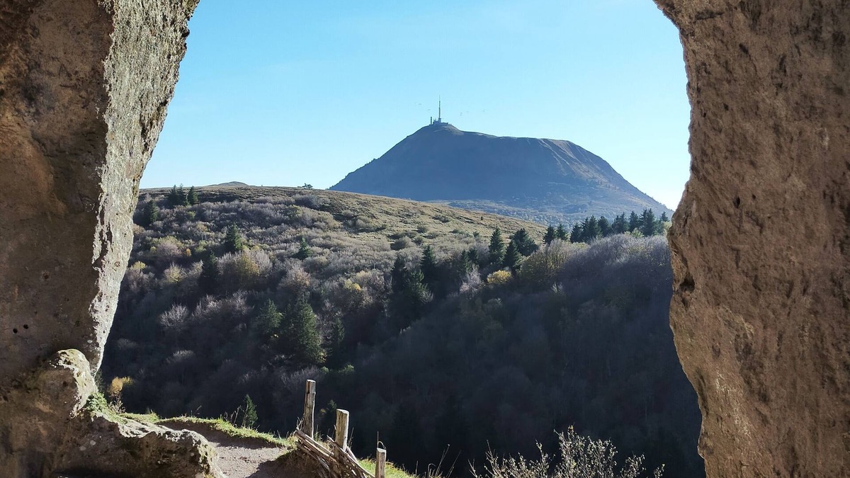 Nohanent Villa | House in Parc des Volcans d'Auvergne near Clermont Fd