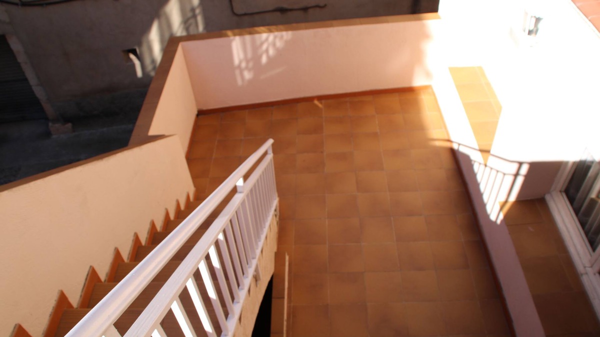 Puigpelat House | House in Puigpelat village near Valls close to Tarragona beaches
