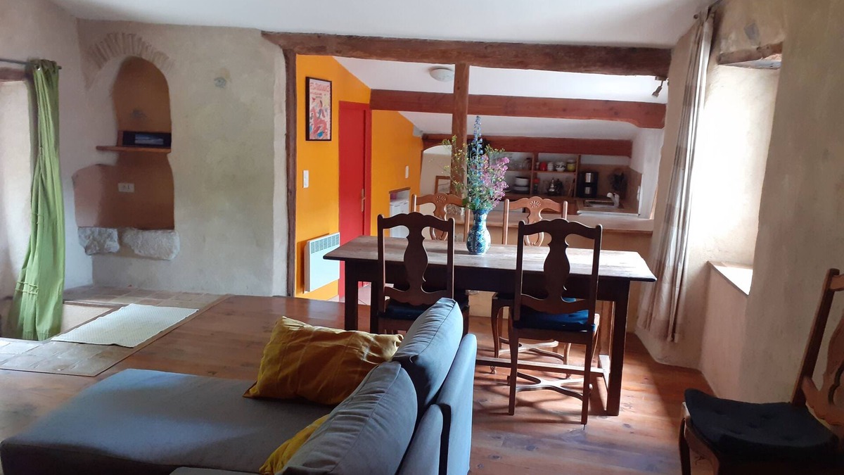 Ponet-et-Saint-Auban House | House in quiet Drôme village, 2 bedrooms, 2-6 pers, pets welcome!