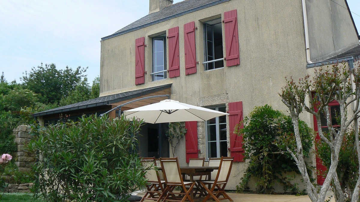 Ile-aux-Moines House | House in quiet hamlet. Garden and veranda facing south.
