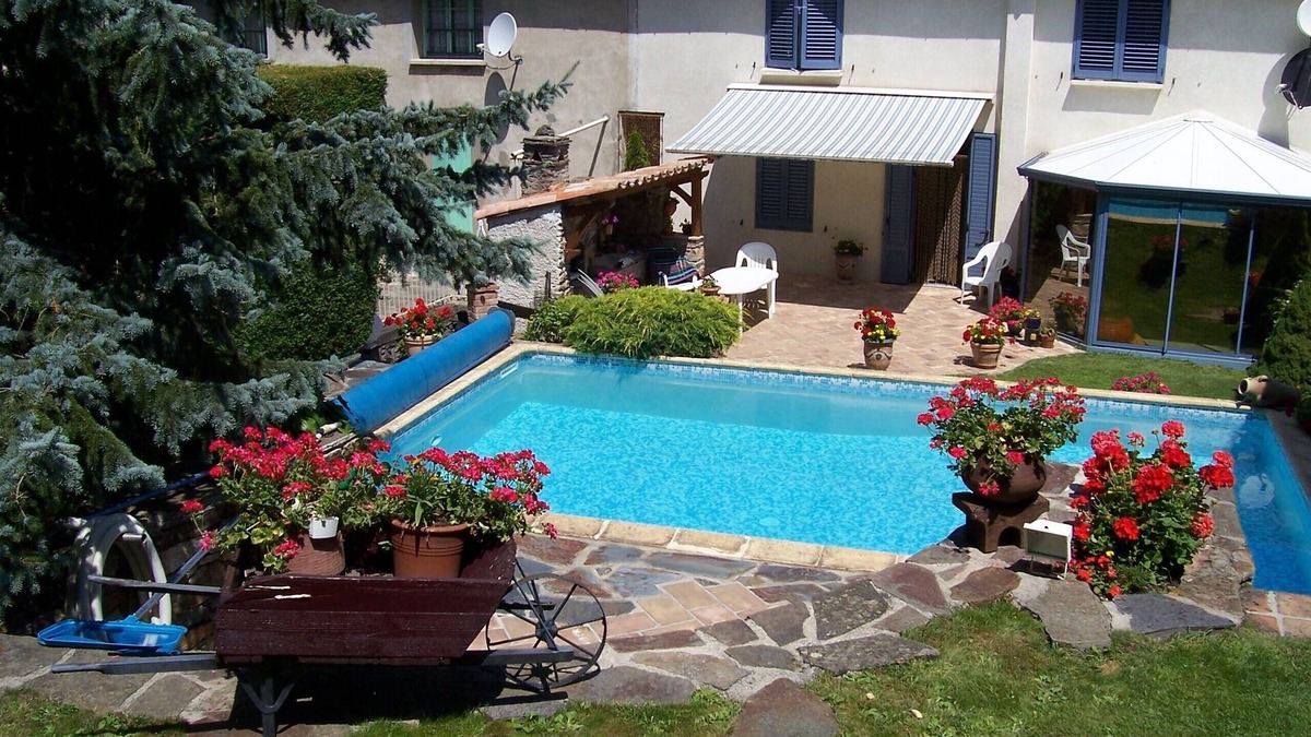 Chamborigaud House | House in small village Cevennes with pool and garden.