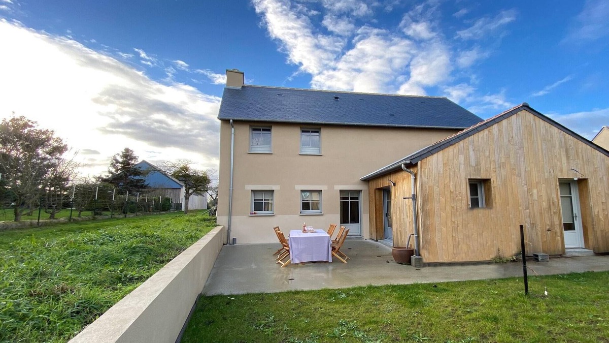 Saint-Suliac House | House in St. Suliac near Rance River