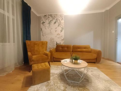 Przemysl Apartment | House in the City Center 1 piętro