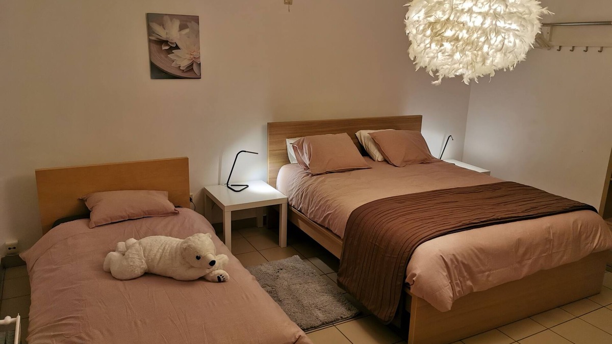 Profondeville House | House in the countryside, ideally located between Namur and Dinant