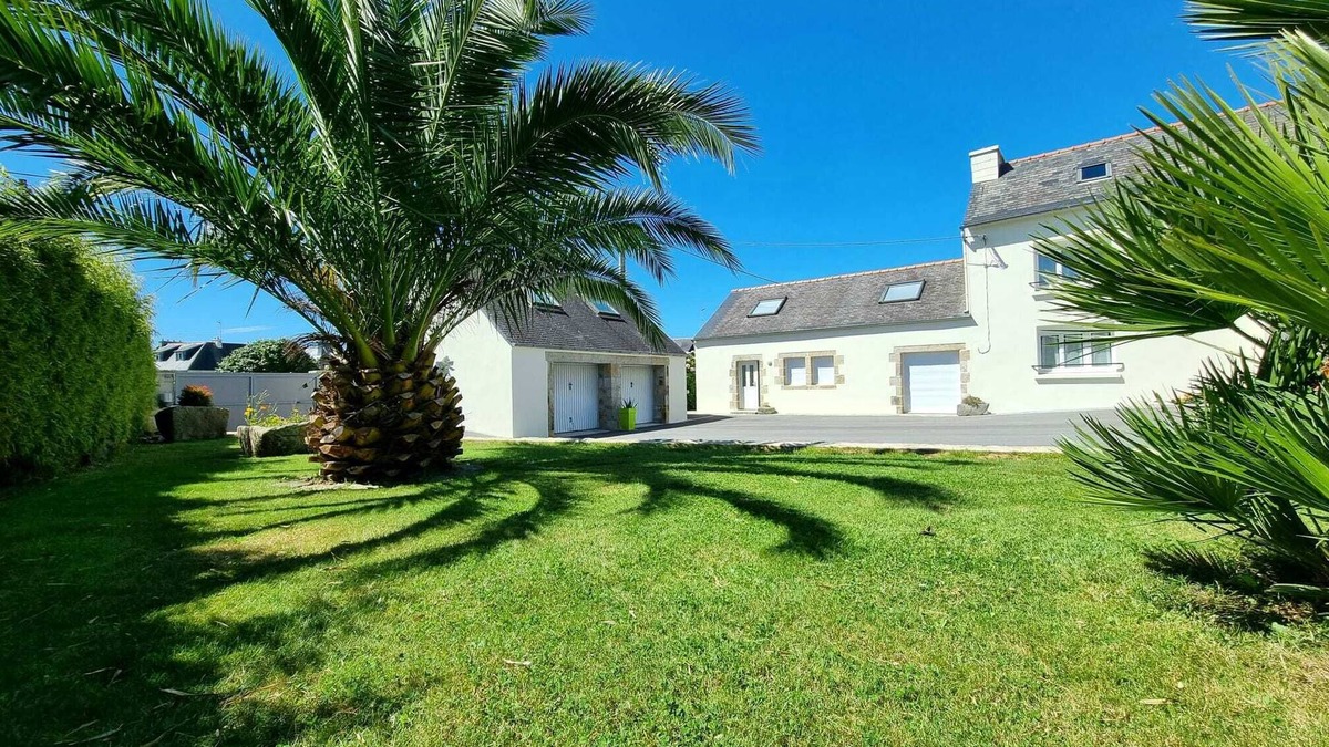 Le Relecq-Kerhuon House | House in the harbor of Brest 4P near the sea and the GR 34. LOC. WEEKEND & WEEK.