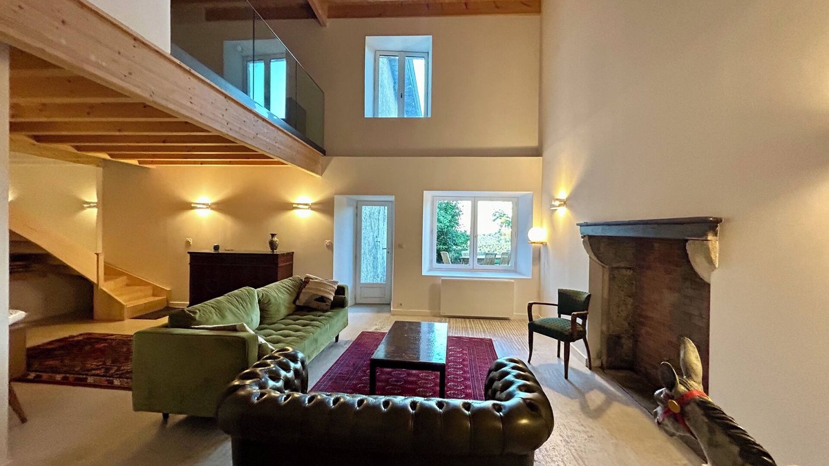 Cervieres House | House in the heart of a medieval village