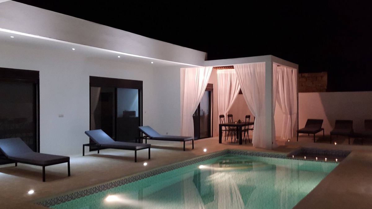 Ngaparou House | HOUSE IN THE HEART OF THE VILLAGE