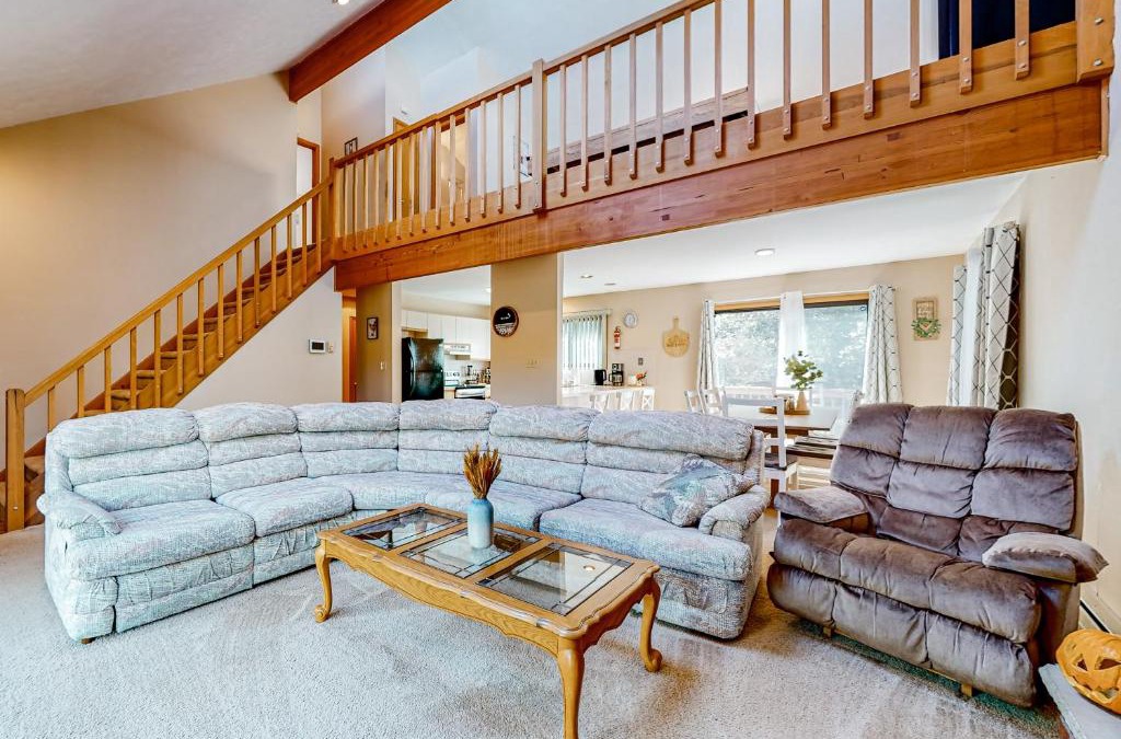 Tunkhannock Township House | House in the Woods