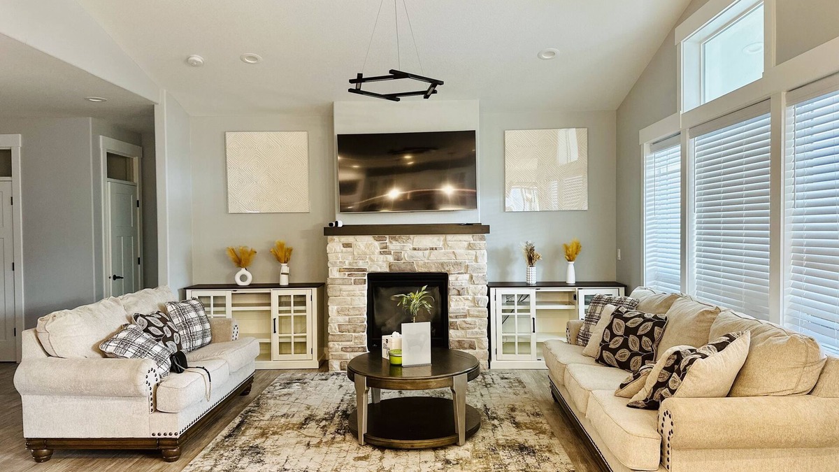 West Salem House | House in West Salem