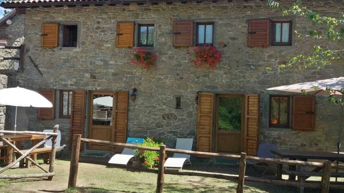 San Romano in Garfagnana House | House surrounded by greenery