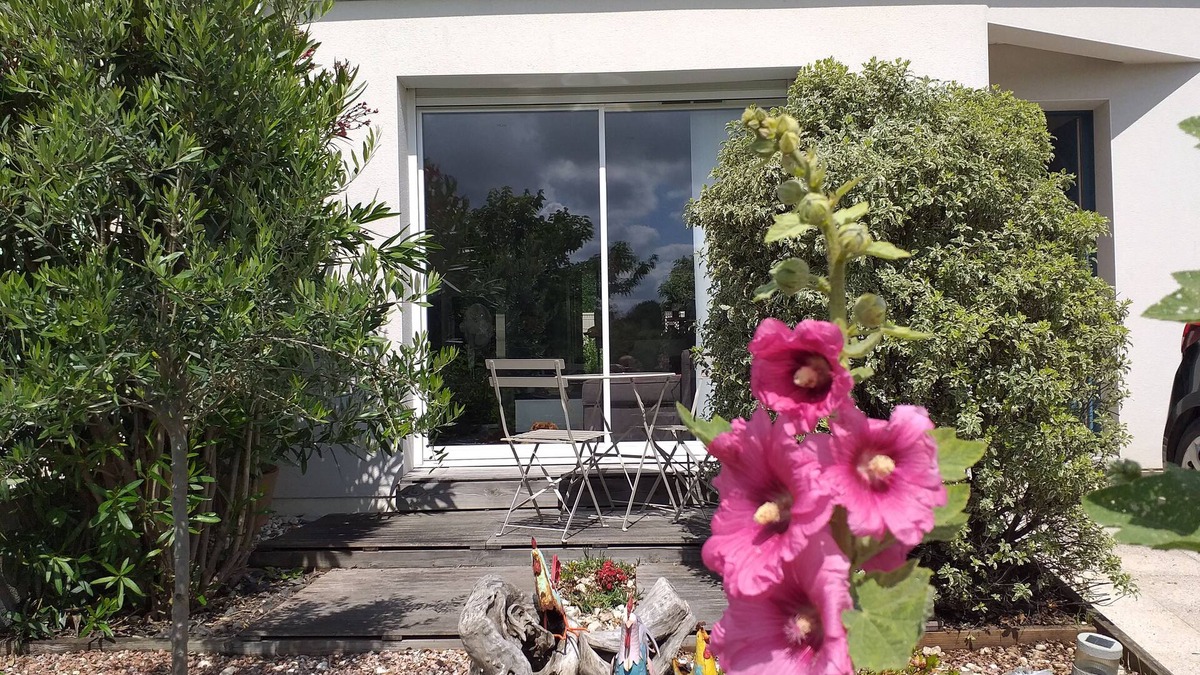 Les Mathes House | House just a stone's throw from LA PALMYRE zoo and beaches.