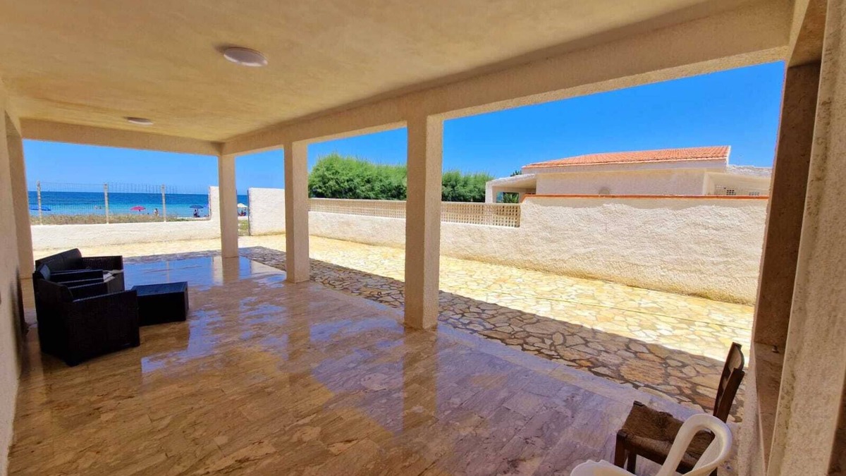 Mockarta Apartment | House kissed by the sea