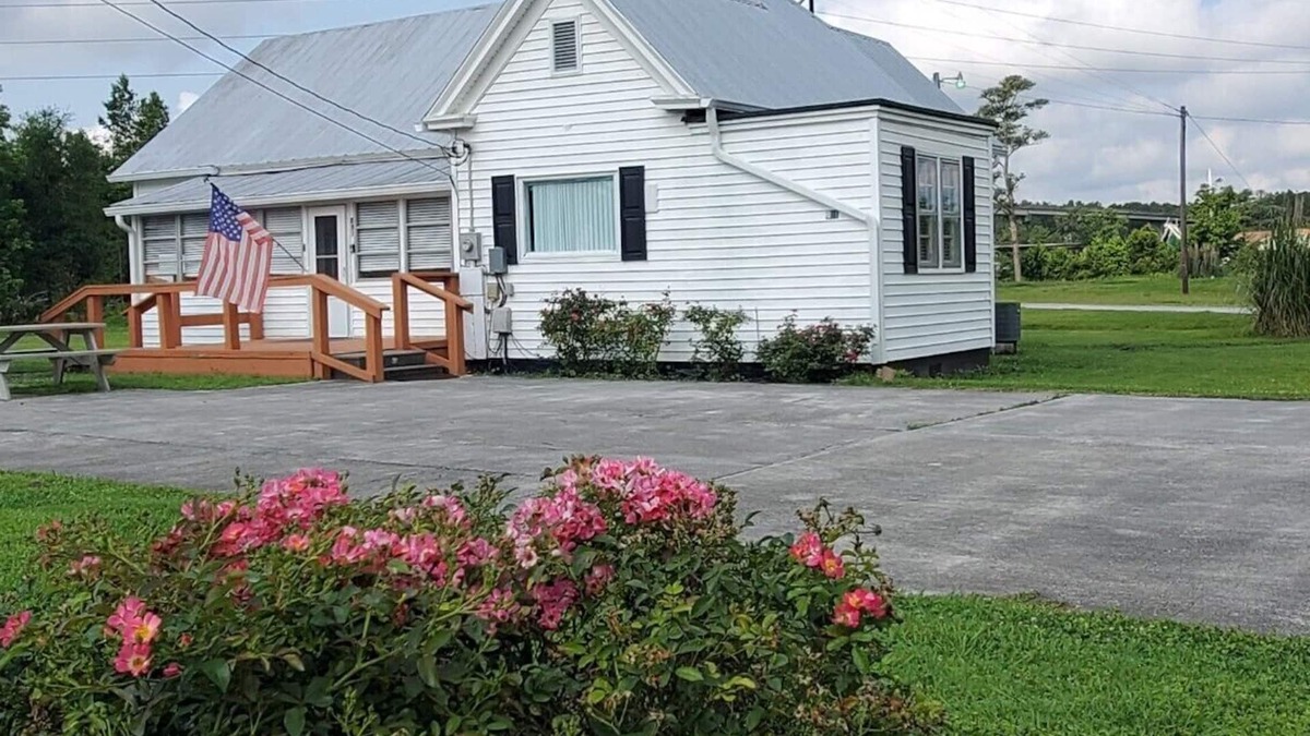 Core Creek House | House: Lower prices! Snowbirds Welcome! Bring your boat for fall fishing