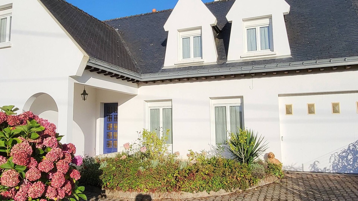 Penestin House | House near beach and shops