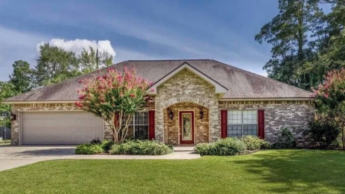 Prien House | House near casinos and Prien lake park with a guest house