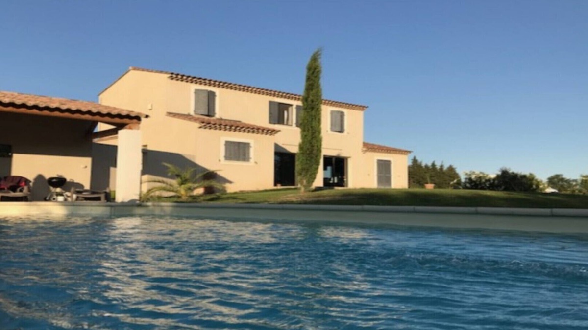 Rognonas House | House of 220 m² in the countryside at the gates of the city of the Popes