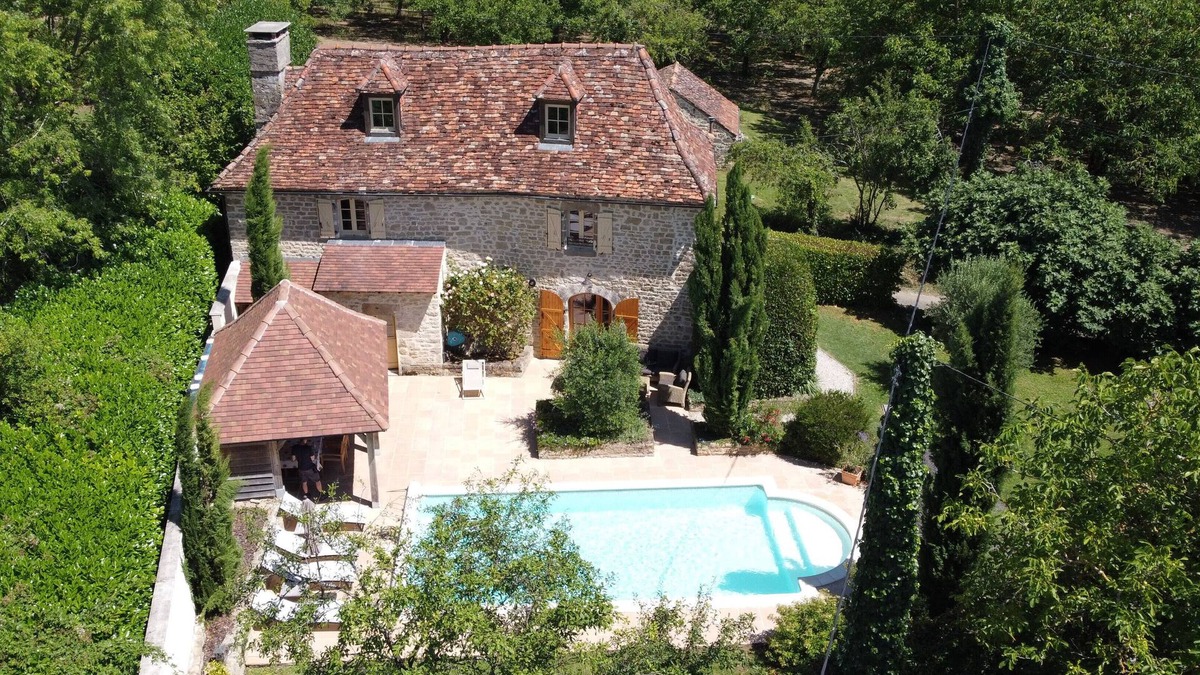 Betaille House | House of charm and character - Heated pool