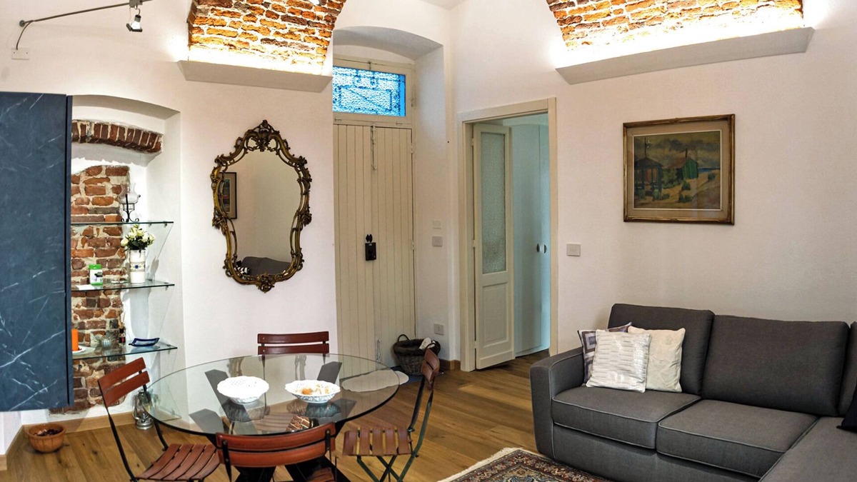Cuneo Apartment | House of Count Maximilian Roero. Magnificent appart in the heart of the Old Town