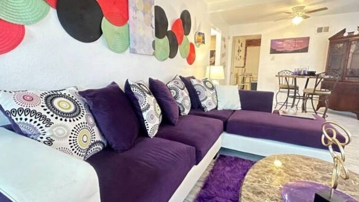 St. Louis House | House of Elegance Vacation Home