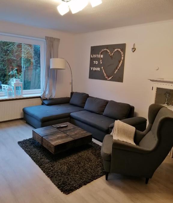 Hamburg-Barmbek Apartment | House of Grimm