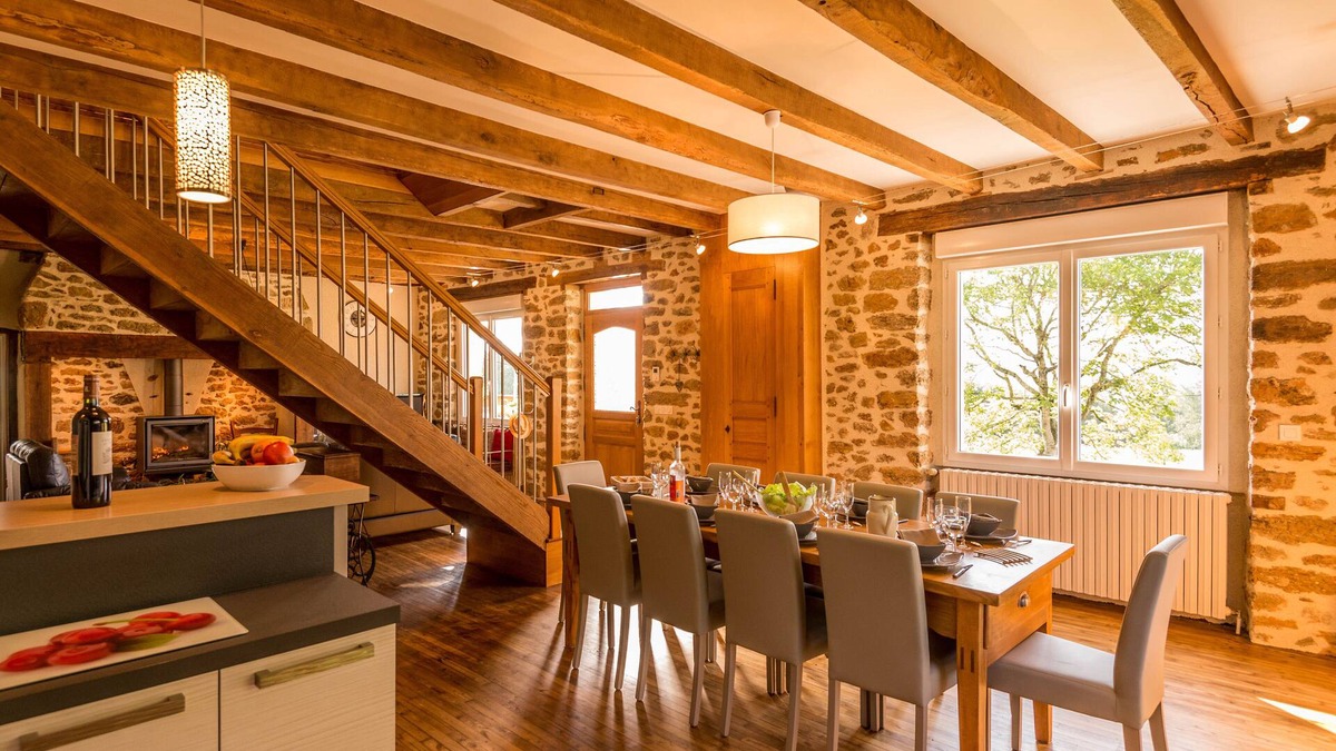 Chataigneraie Cantalienne House | House of Red House Vitrac Cantal