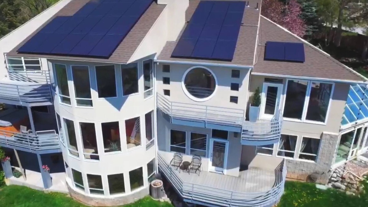 Salt Lake City House | House of Setting Sun! Views-HotTub-30min to ski-10min to SLC-Super Cool Design!