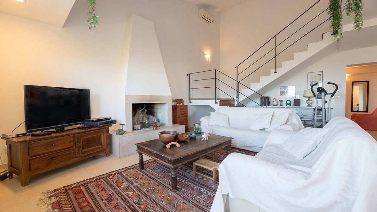 Olmo Villa | House of Shery