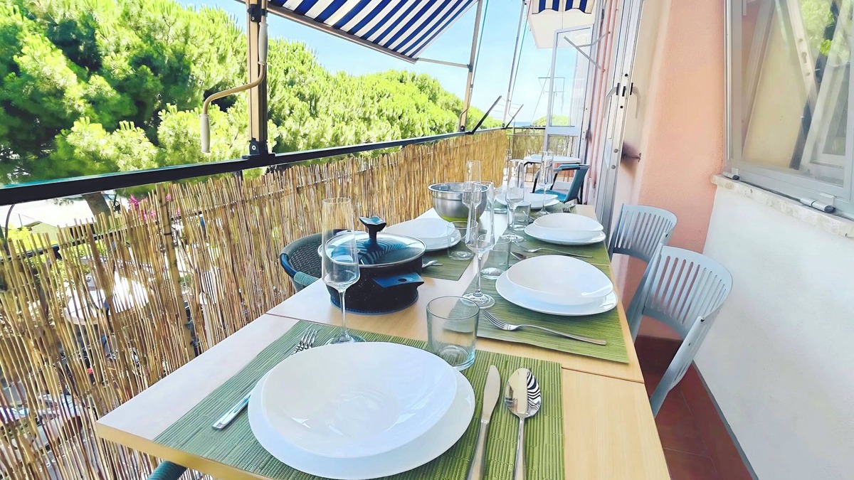 Albenga Apartment | [House of Sun] Relax & Beach 400 meters away in Albenga