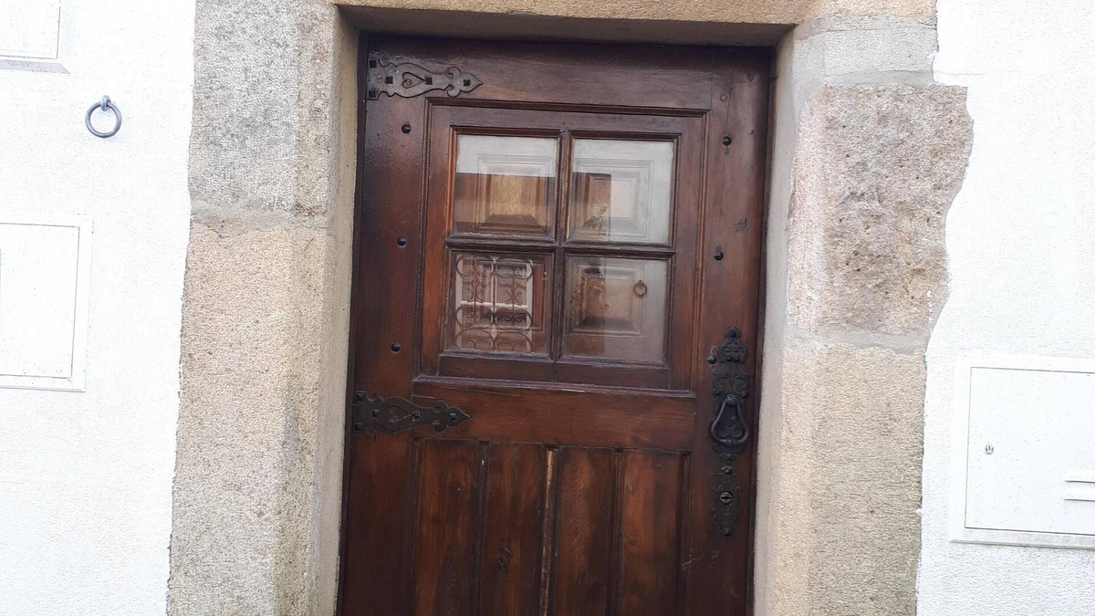 Santa Maria da Devesa Cottage | House of the Castle. The experience and the thrill of living within walls.