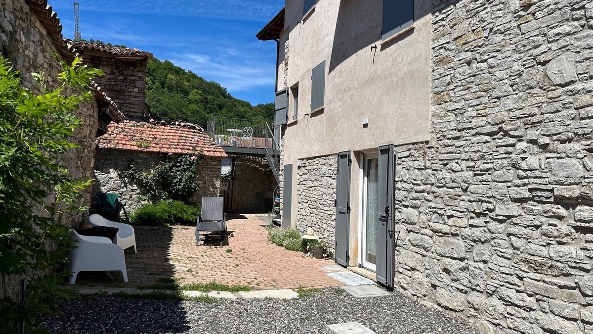 Bobbio House | House of the Lily in Cadelmonte di Bobbio