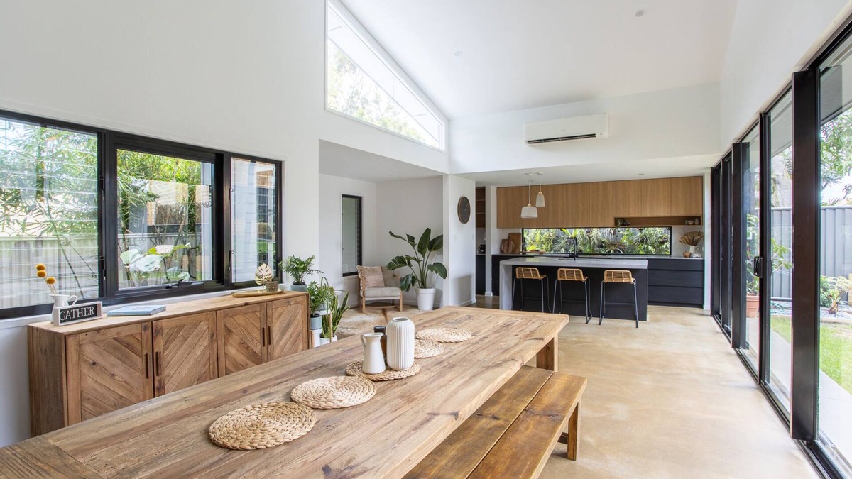 Pottsville House | house on anne - in the heart of pottsville