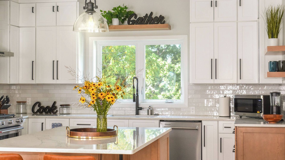 Marlborough Apartment | House on Church - Newly renovated, bright apartment with huge yard