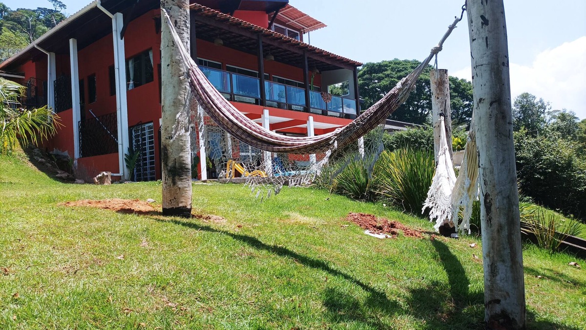 Jardim Sao Miguel Villa | House on Enseada hill with wonderful views