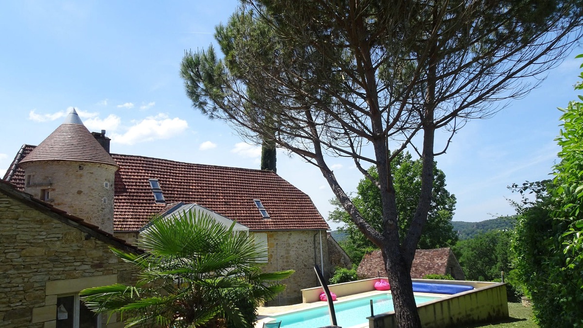 Saint-Julien-de-Lampon House | House on the Heights of St Julien de Lampon