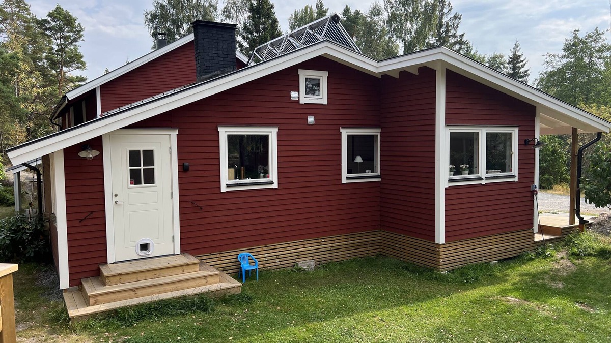 Ingaro House | House on Ingarö, close to nature, lake and sea, family-friendly environment